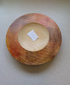 This coloured rim bowl won a commended certificate for Paul Hunt